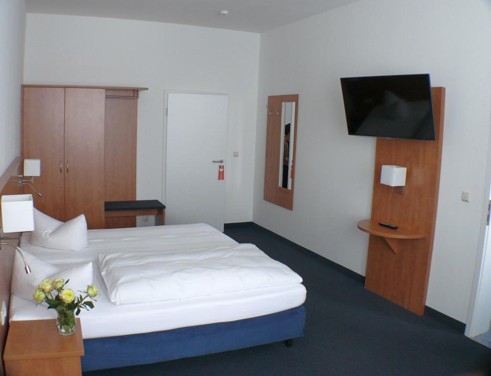 Hotel Garni - Haus Gemmer Кобург Стая снимка