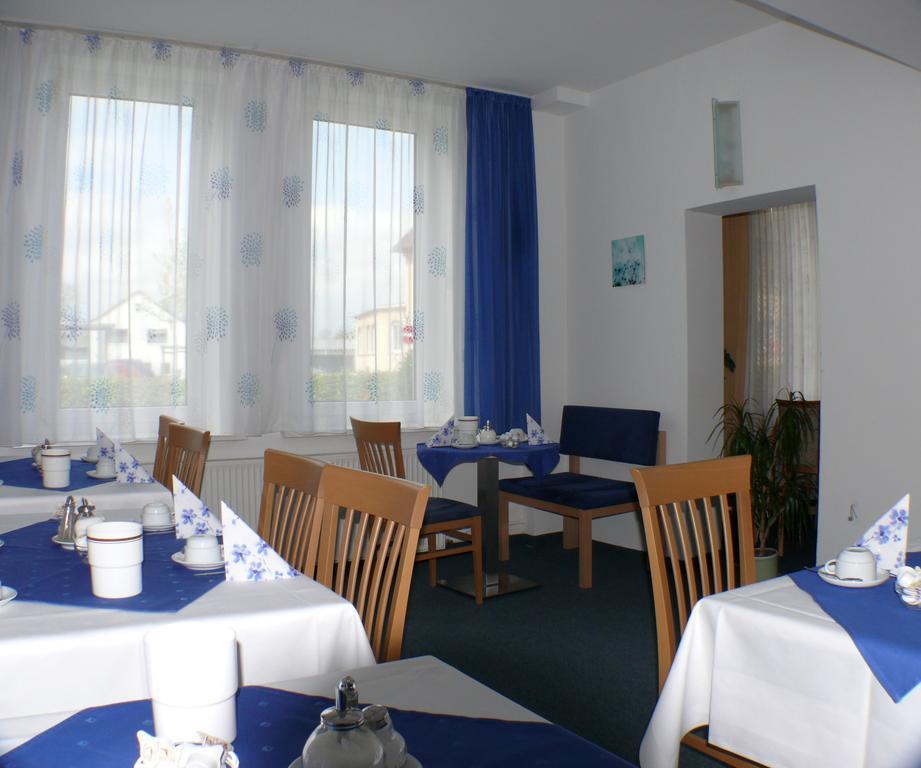 Hotel Garni - Haus Gemmer Кобург Екстериор снимка
