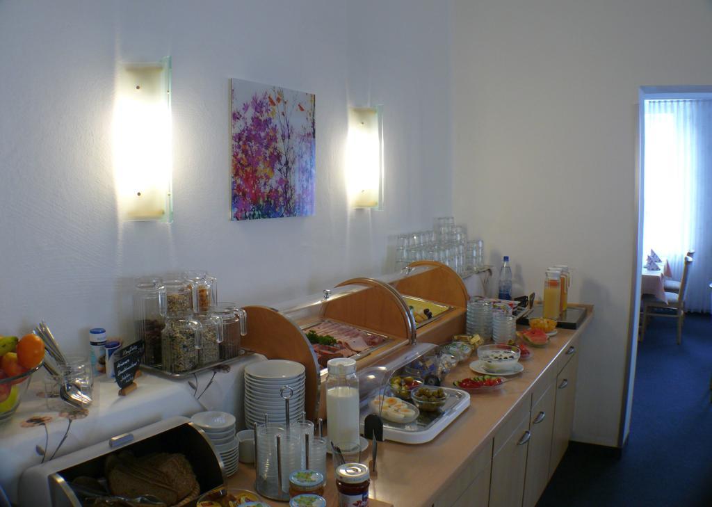 Hotel Garni - Haus Gemmer Кобург Екстериор снимка
