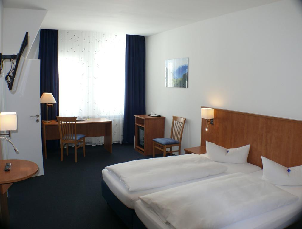 Hotel Garni - Haus Gemmer Кобург Стая снимка